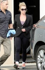 BRITNEY SPEARS Leaves a Gym in Westlake Village 1911