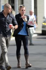 BRITNEY SPEARS Lunch on the Go in Los Angeles