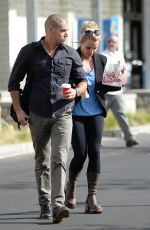 BRITNEY SPEARS Lunch on the Go in Los Angeles