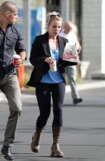 BRITNEY SPEARS Lunch on the Go in Los Angeles