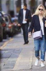 DAKOTA FANNING Out and About in Soho 1211
