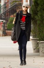 EMMA STONE Out and About n New York 2511