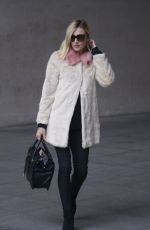 FEARNE COTTON Out and About in London 0711