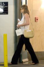 JENNIFER ANISTON Leaves Carasoin Day Spa and Skin Clinic in Los Angeles