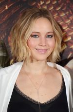 JENNIFER LAWRENCE at The Hunger Games: Mockingjay Part 1 Photocall in London