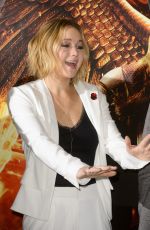 JENNIFER LAWRENCE at The Hunger Games: Mockingjay Part 1 Photocall in London