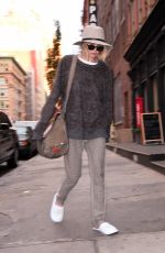 JENNIFER LAWRENCE Out and About in New York 1111