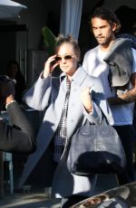 KALEY CUOCO and Ryan Sweeting Llunch at Villa Blanca in Beverly Hills