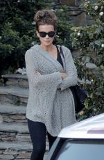 KATE BECKINSALE Out and About in Los Angeles 1911
