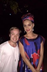 KATY PERRY with Fans at Malthouse Theater