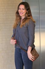 KELLY BROOK Arrives at Los Angeles International Airport 1511