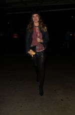 KELLY BROOK Arrives at Los Angeles Lakers Game