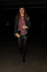 KELLY BROOK Arrives at Los Angeles Lakers Game