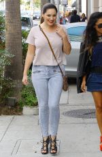 KELLY BROOK in Tgiht Jeans Out Shopping in Beverly Hills
