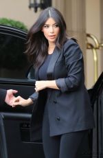 KIM KARDASHIAN Arrives at Khloe