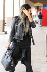 KYLIE JENNER headin to CVS in Calabasas