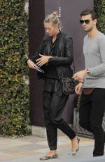 MARIA SHARAPOVA and Grigor Dimitrov Aut in Beverly Hills 1311