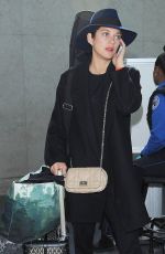 MARION COTILLARD Arrives at Los Angeles International Airport 0611