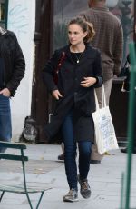 NATALIE PORTMAN Out and About in Paris 0211