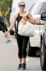 REESE WITHERSPOON at a Boxing Class in Brentwood