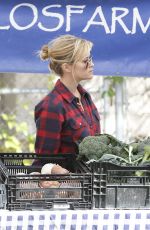 REESE WITHERSPOON at a Farmers Market in Los Angeles