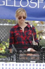 REESE WITHERSPOON at a Farmers Market in Los Angeles