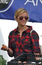 REESE WITHERSPOON at a Farmers Market in Los Angeles