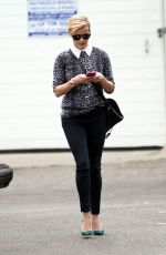 REESE WITHERSPOON Out and About in Santa Monica 2011