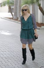 REESE WITHERSPOON Out in Beverly Hills 0411