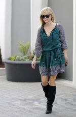 REESE WITHERSPOON Out in Beverly Hills 0411