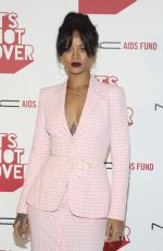 RIHANNA at It