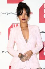 RIHANNA at It