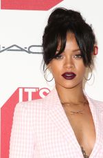 RIHANNA at It