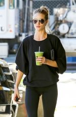 ROSIE HUNTINGTON-WHITELEY in Leggings Heading to a Gym in Beverly Hills 2711