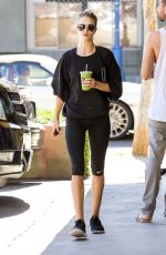 ROSIE HUNTINGTON-WHITELEY in Leggings Heading to a Gym in Beverly Hills 2711