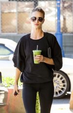 ROSIE HUNTINGTON-WHITELEY in Leggings Heading to a Gym in Beverly Hills 2711
