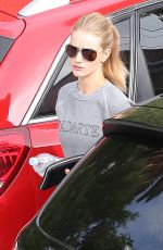 ROSIE HUNTINGTON-WHITELEY in Tights at a Gym in West Hollywood 1011