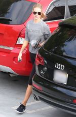 ROSIE HUNTINGTON-WHITELEY in Tights at a Gym in West Hollywood 1011