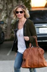 SARAH MICHELLE GELLAR Out and About in Los Angeles 2111