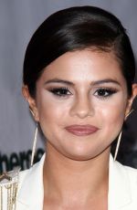 SELENA GOMEZ 