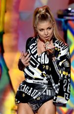 STACY FERGIE FERGUSON Performs at 2014 American Music Awards in Los Angeles