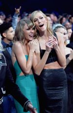 TALOR SWIFT at 2014 American Music Awards in Los Angeles
