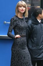 TAYLOR SWIFT Arrives at Good Morning America in New York 1111