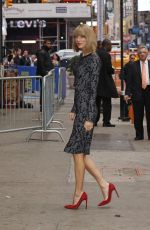 TAYLOR SWIFT Arrives at Good Morning America in New York 1111