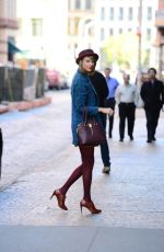 TAYLOR SWIFT Arrives at Her Apartment in New York 1011