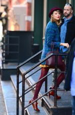 TAYLOR SWIFT Arrives at Her Apartment in New York 1011