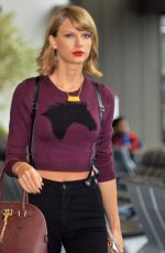 TAYLOR SWIFT at Narita International Airport in Tokyo 0811