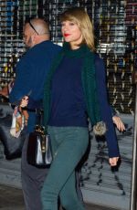 TAYLOR SWIFT Leaves a Gym in New York