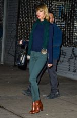 TAYLOR SWIFT Leaves a Gym in New York