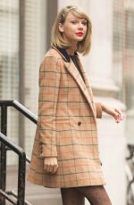 TAYLOR SWIFT Leaves Her Apartment in New York 1211